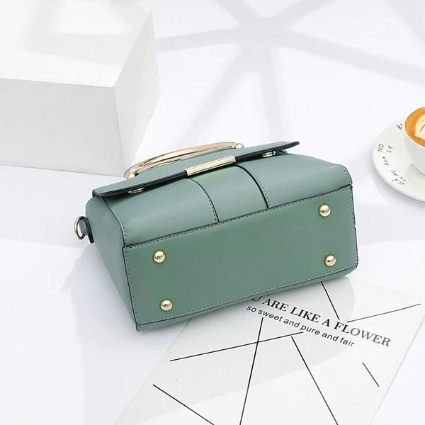 parte de baixo da bolsa couro paris verde
