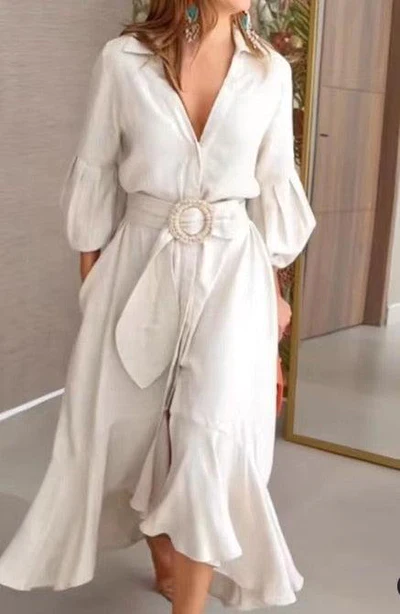 Vestido Kourtney™ com Mangas em Lapela e Saia com Babado!